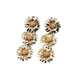 Cercei aurii - lungi - cu flori - Didda C6 - imagine