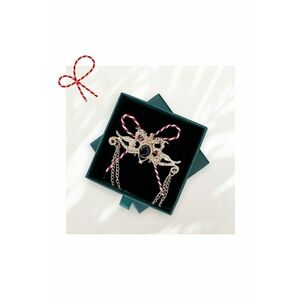 Brosa aurie - stil baroc - cu snur de martisor si cutiuta cadou - Ally imagine