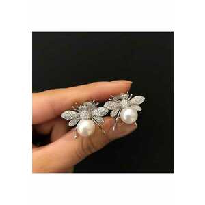 Cercei argintii - forma de albinuta - cu perle si pietre din zirconiu - Kalise C8 - imagine