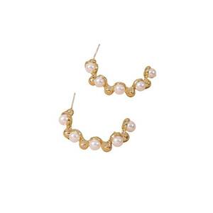 Cercei aurii - semirotunzi - spiralati - cu perle - Carey C9 - imagine