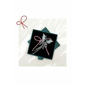 Brosa argintie - forma de fluture - cu snur de martisor si cutiuta cadou - Alois imagine