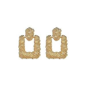 Cercei aurii - patrati - cu textura incretita - Fabiana C12 - imagine