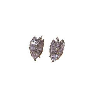 Cercei argintii - forma de frunza - cu pietre din zirconiu - Anela C14 - imagine