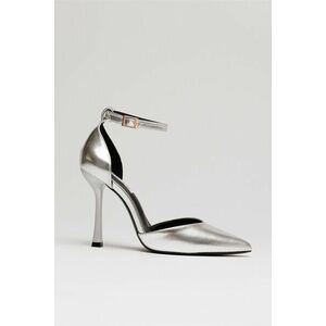 Pantofi eleganti argintii din piele ecologica cu bareta imagine