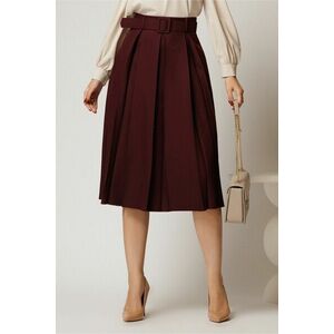 Fusta DY Fashion grena in clos cu pliuri ample si curea in talie imagine