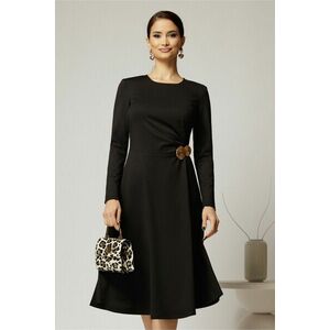 Rochie midi neagra clos cu accesoriu auriu in talie si pliuri imagine