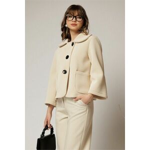 Jacheta scurta bej cu buzunare si inchidere cu nasturi imagine