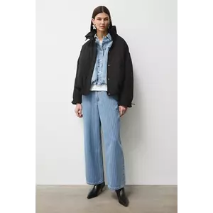 Medicine geaca imagine