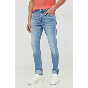 Guess jeansi Chris imagine