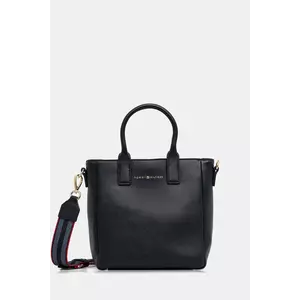 Tommy Hilfiger poseta imagine