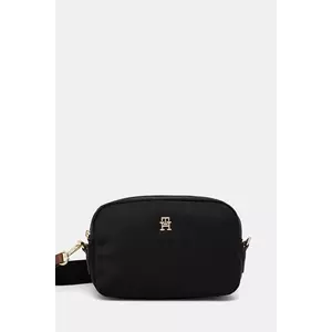 Tommy Hilfiger poseta imagine