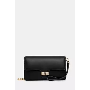 Tommy Hilfiger poseta imagine