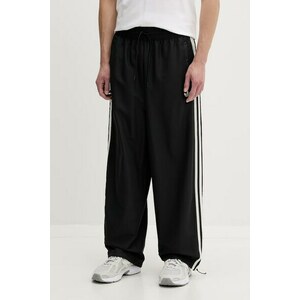 adidas Originals pantaloni de trening pentru bărbați Windbreak imagine
