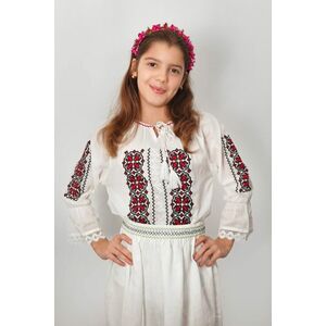 Ie traditionala fetite Olguta 2 imagine