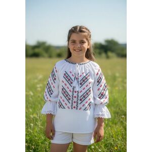 Ie traditionala fetite Anisia imagine