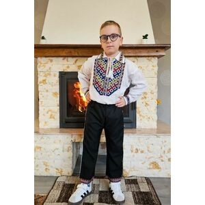 Ie traditionala baieti Dionisie imagine