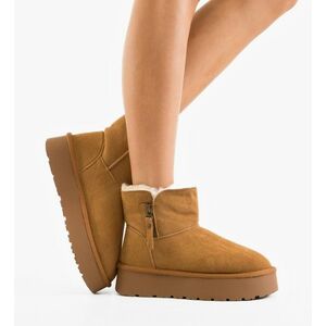 Cizme tip Ug Nayna Camel imagine