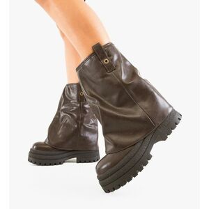 Ghete dama Leyly Maro imagine