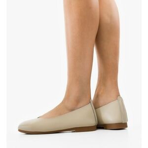 Balerini dama Sadde Bej imagine