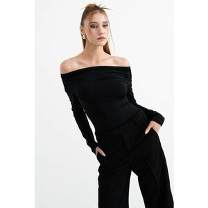 Bluza slim fit cu decolteu pe umer - Negru imagine