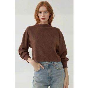 Bluza dama texturata - decolteu tip barca - maro - jerseu poliester imagine