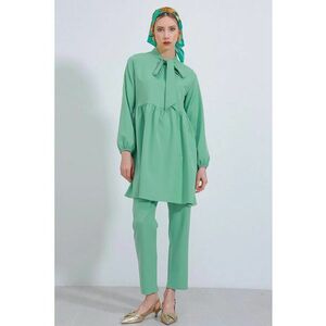 Set doua piese - tunica lunga si pantaloni - guler clasic - verde - poliester imagine