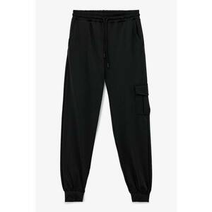 Pantaloni relaxed fit de trening cu buzunar cargo - Negru imagine