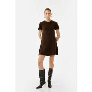 Rochie tricotata fin cu croiala in A - Maro cognac imagine