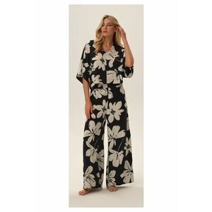 Pijama dama model Jin - negru - viscoza - imprimeu floral - croiala oversize - imagine