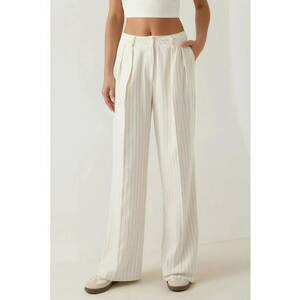 Pantaloni pentru dama Palazzo - plisati - alb - Alb fildes imagine