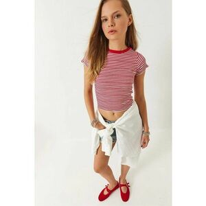 Tricou dama - top scurt cu dungi - maneca scurta - rosu/ alb bumbac imagine