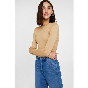 Pulover slim fit cu guler inalt - Maro nisip imagine