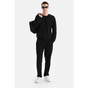 Pantaloni de trening cu croiala conica - Negru imagine