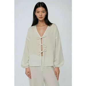 Bluza cu inchidere frontala cu snururi imagine