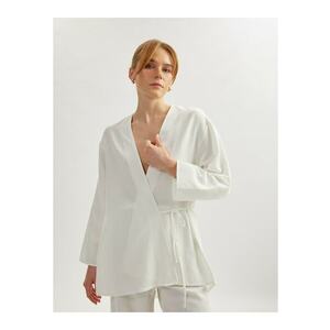 Bluza petrecuta din amestec de in - Alb imagine