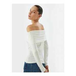 Bluza cu model uni si decolteu pe umeri - Alb fildes imagine