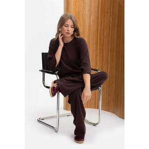 Pantaloni casual - B300 Ciocolata Lungi - Tricot cu dungi - Talie elastica - Fara buzunare - Croiala lejera - Perfect zilnica imagine