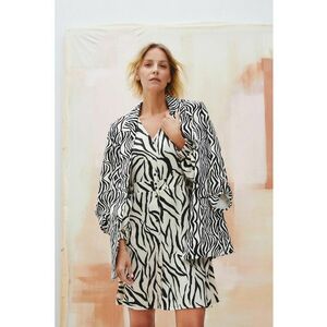 Rochie bej cu maneci bufante si imprimeu animalier - Alb imagine