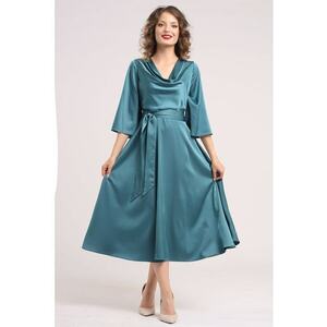 Rochie din satin cu decolteu drapat - Verde persan imagine