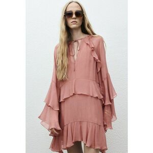 Rochie vaporoasa cu volane - Roz pastel imagine