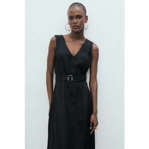 Rochie evazata de in cu o curea - Negru imagine