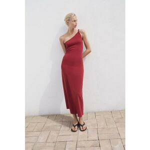 Rochie maxi cu decolteu pe un umar - Rosu inchis imagine
