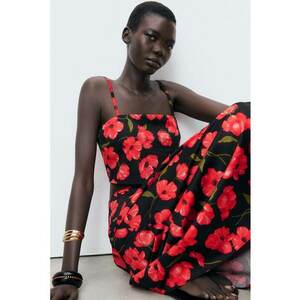 Top crop cu imprimeu floral - Rosu/Negru imagine