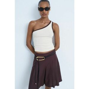 Top slim fit cu decolteu pe un umar - Alb optic/Violet pruna imagine