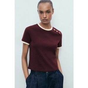 Tricou de bumbac cu nasturi decorativi - Alb fildes/Violet pruna imagine