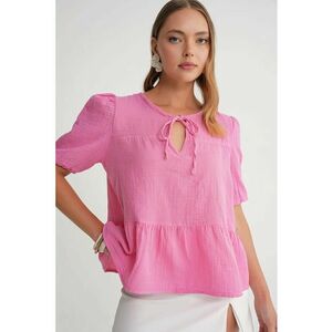 Bluza dama HiCCUP - muselina texturata - decolteu rotund - roz pudrat - bumbac imagine