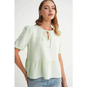 Bluza dama HiCCUP - muselina texturata - decolteu rotund - verde salvie - bumbac imagine