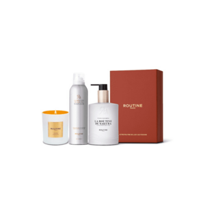 Set Cadou la Routine de Sakura - : Spuma de dus 200 ml + Lapte pentru maini si corp 300 ml + Lumanare clasica 165 g imagine
