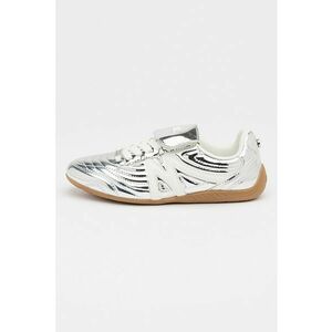 Pantofi sport cu garnituri metalice Freekick- E - Argintiu imagine