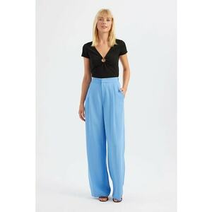 Top cu decolteu in V - maneca scurta - detaliu incretit - Negru - Textil imagine